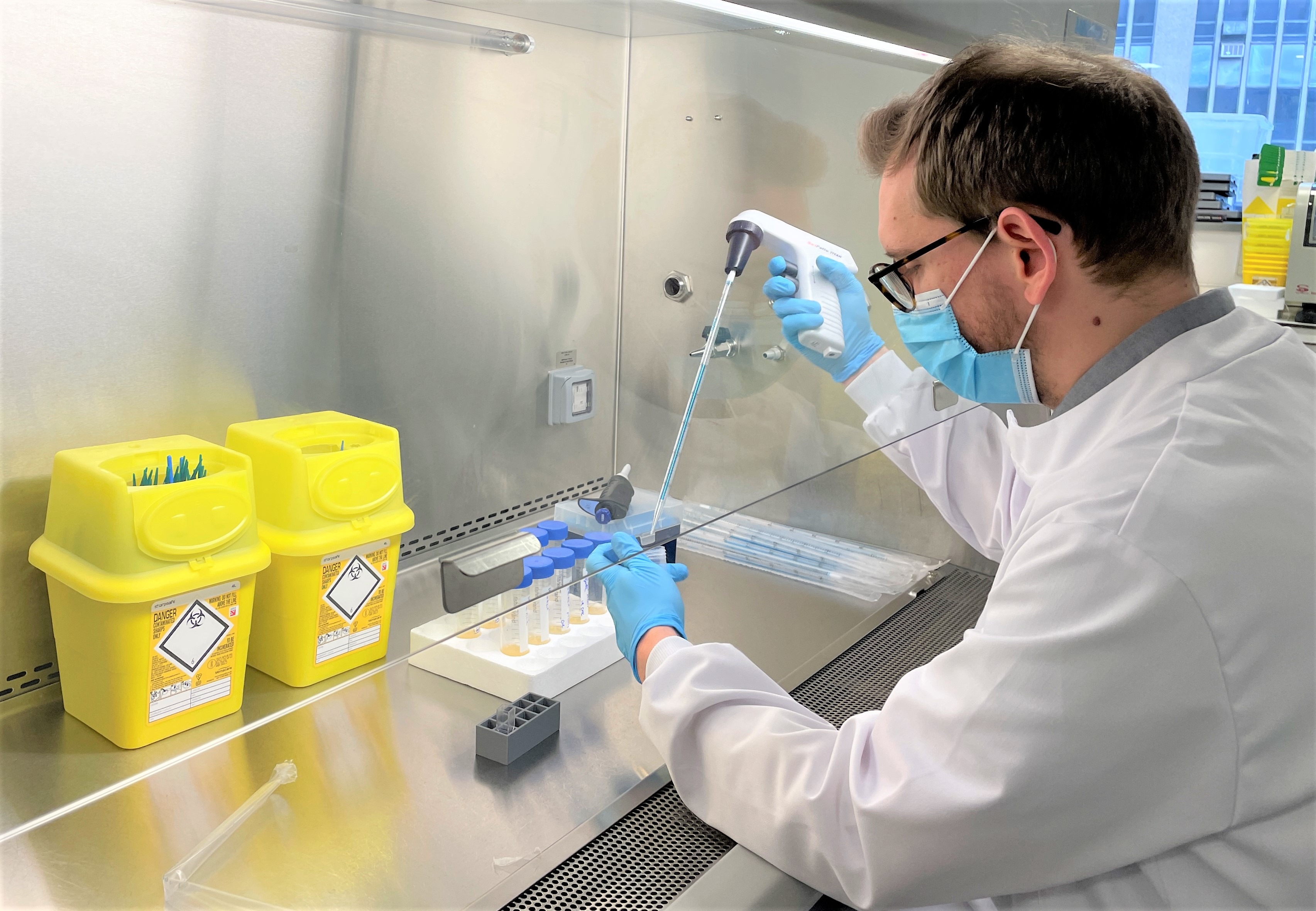 The iiCON LSTM team at work in the labs 3